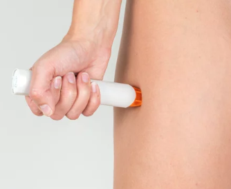 b12 injection cost without insurance showing self pay pricing with syringe and money