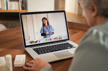 b12 injection benefits compared to oral b12 supplements highlighting better absorption for deficiency